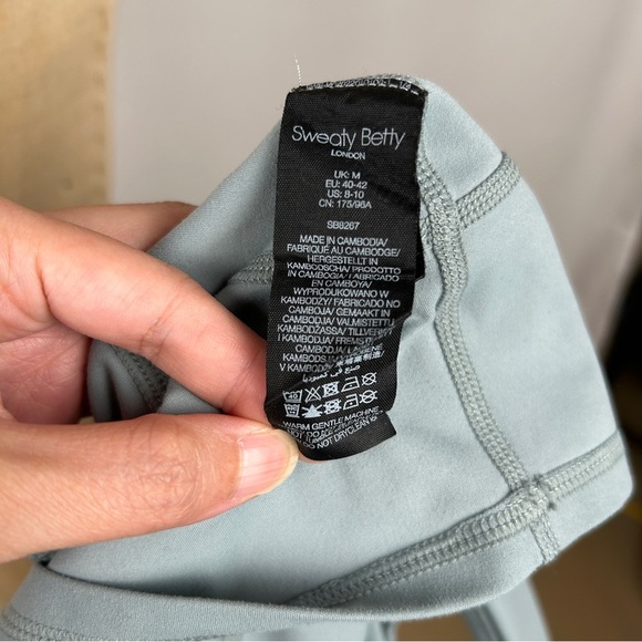 Sweaty Betty Super Soft Strappy Back Workout Sports Bra Crop Top Tank Sz Medium - Picture 10 of 11